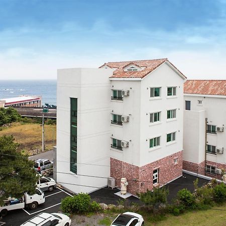 Jeju Aria Pension מראה חיצוני תמונה